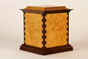 Urns 354